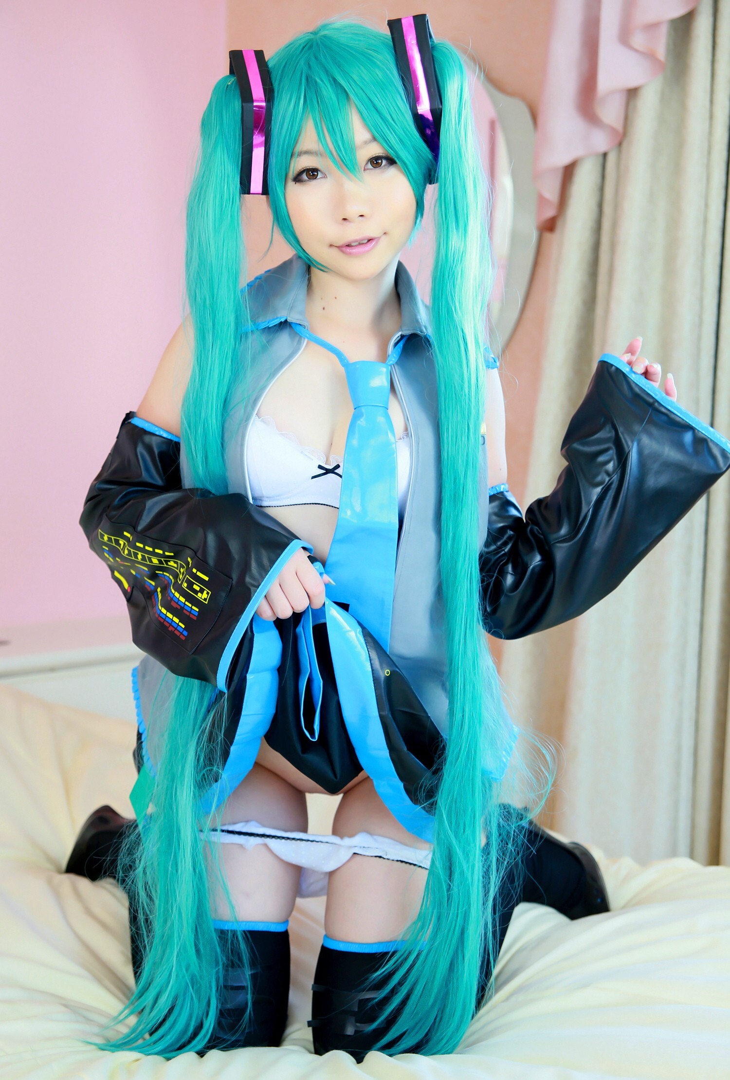 [Cosplay] 2013.04.10 Ultra hot new Vocaloid Set